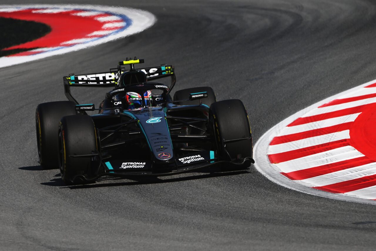 Kimi Antonelli Mercedes W17 GP Barcellona-Catalunya 2026 azione